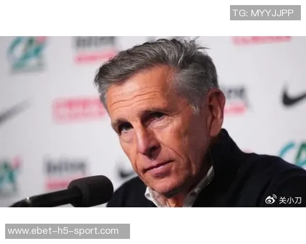 尼斯足球俱乐部宣布主教练海斯离任新帅克劳德普埃尔接任至赛季结束